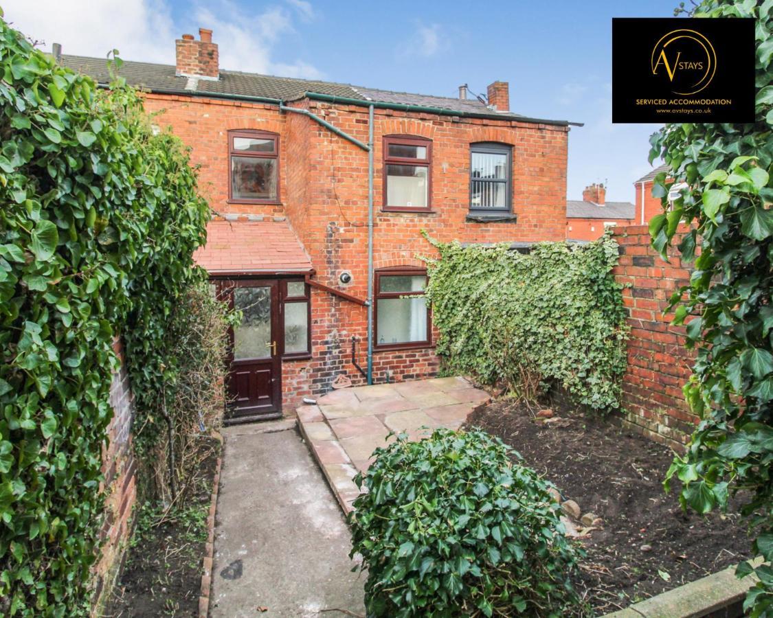 Modern House By Av Stays Short Lets & Serviced Accommodation St Helens St Helens  Exterior foto